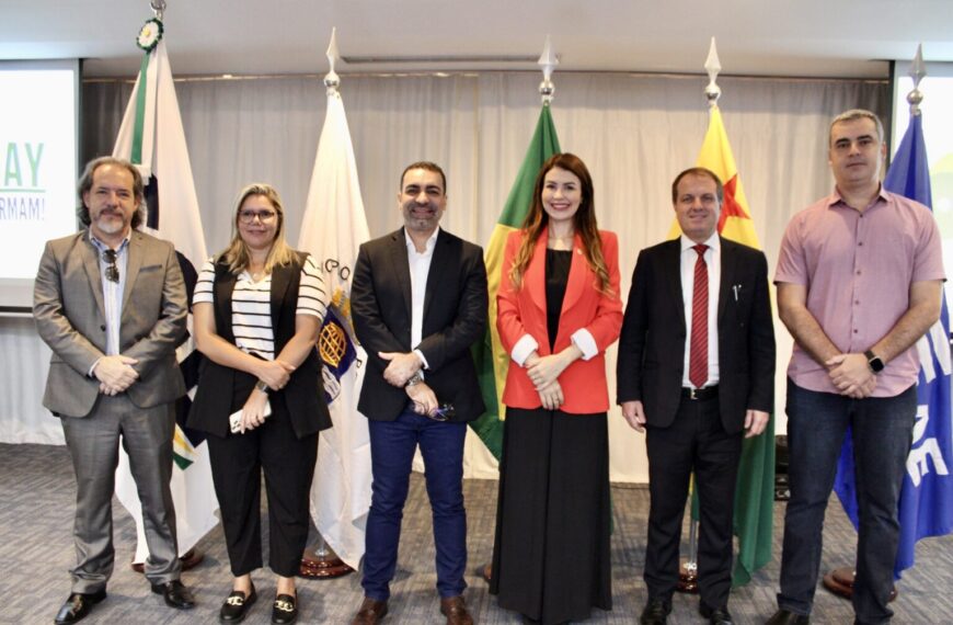 Governo do Acre promove evento em homenagem ao Dia do Ouvidor e lança curso de pós-graduação em Ouvidoria Pública