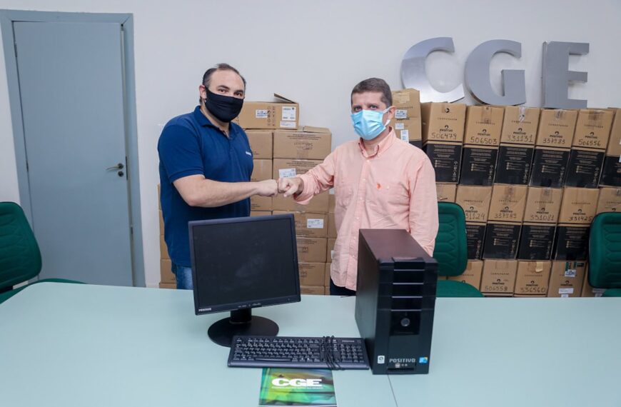 Controladoria Geral do Estado recebe doação de computadores do IBGE no Acre