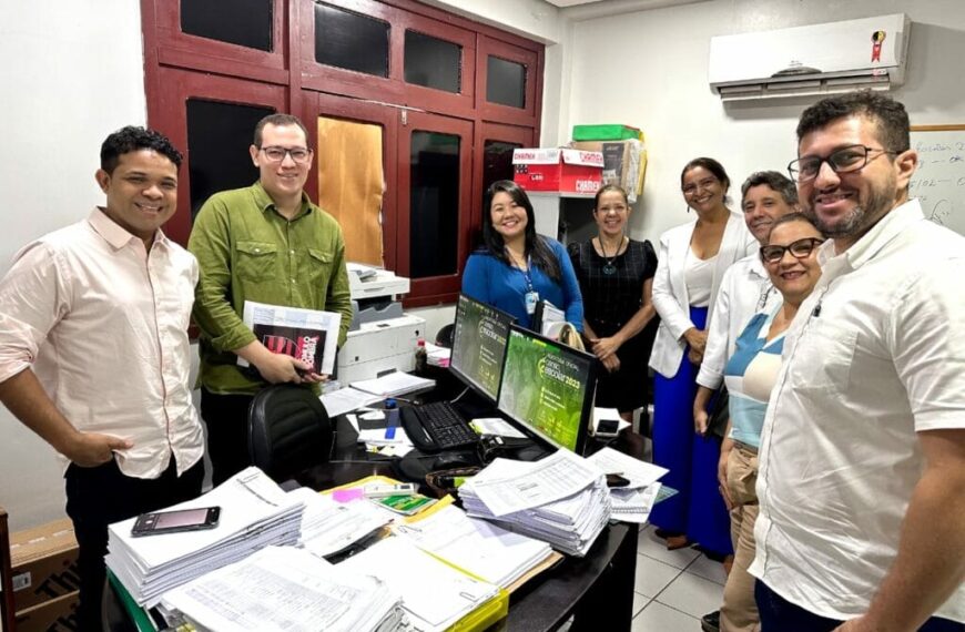 Governo e instituições realizam planejamento para capacitação de gestores na utilização dos recursos escolares