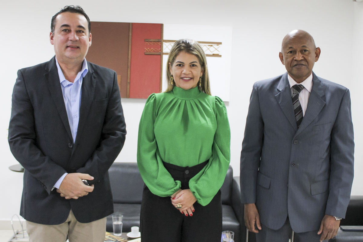 TJAC e Controladoria-Geral do Estado discutem ações conjuntas para 2026