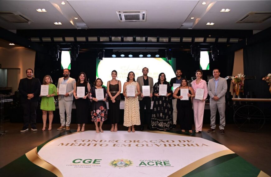 Governo realiza 1ª solenidade de Mérito em Ouvidoria e reforça reconhecimento à escuta cidadã